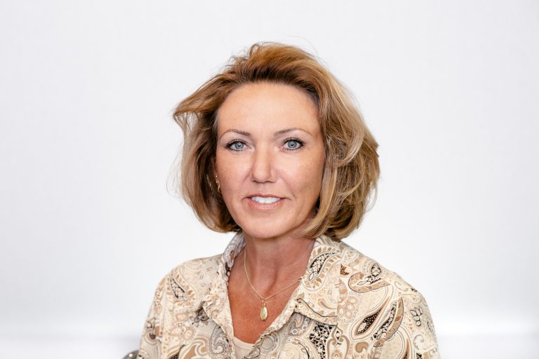 Sylvia Dekker